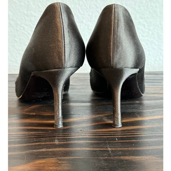 Valentino Garavani Vintage Chocolate Brown Classic Satin Pumps - Picture 10 of 12